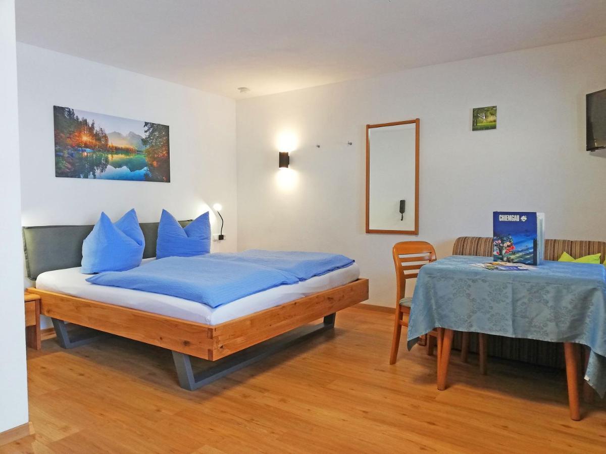 Ferienwohnung Beim Raffner โรพอลดิง ภายนอก รูปภาพ